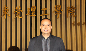 General Chen was invited by his alma mater to participate in the General Chen was invited by his alma mater to participate in the